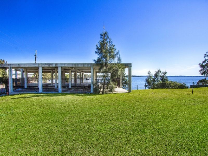 2 Main Road, Toukley NSW 2263