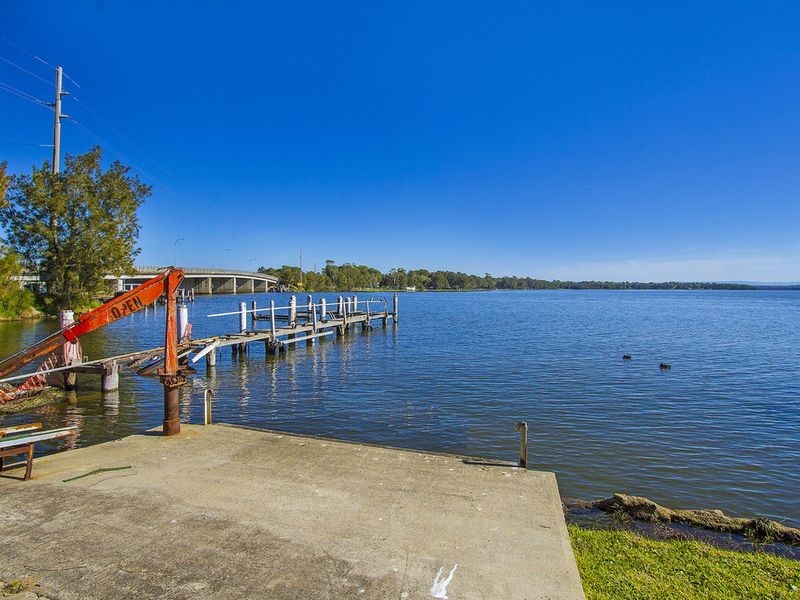 2 Main Road, Toukley NSW 2263