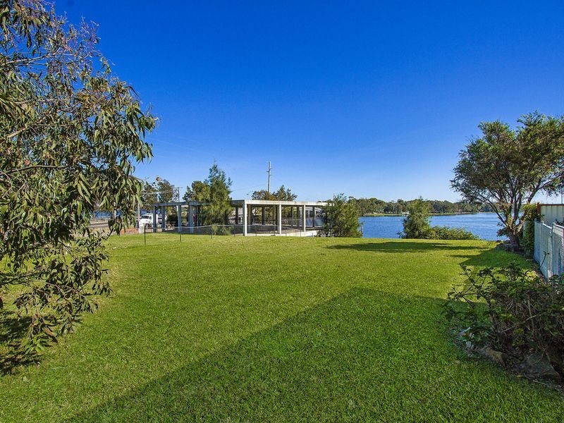 4 Main Road, Toukley NSW 2263