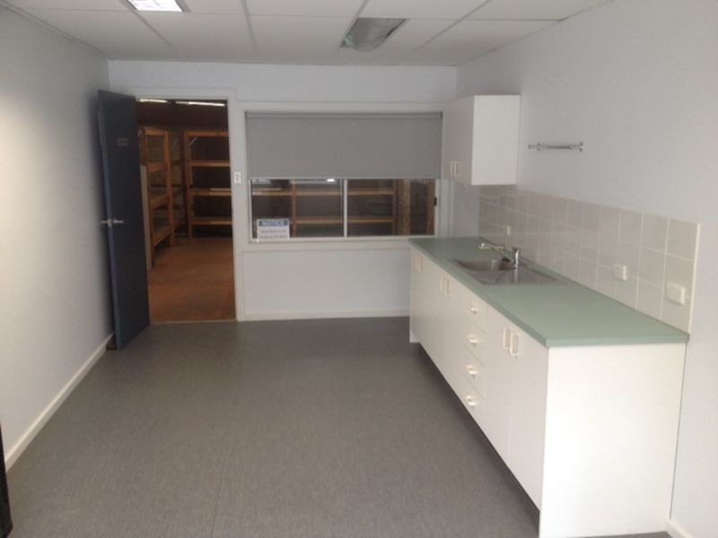 318 – 320 Manns Road, West Gosford NSW 2250