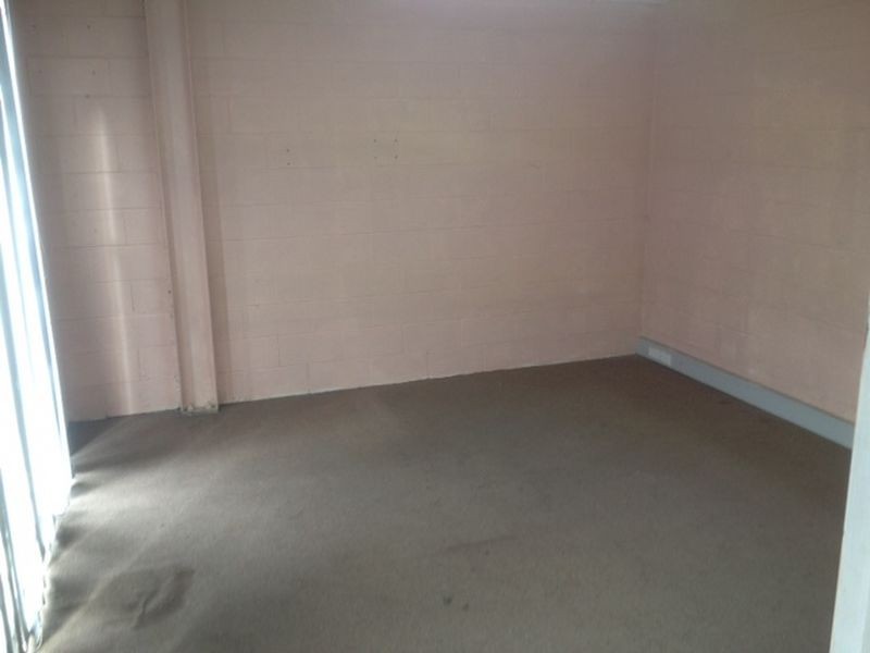 Unit 5/4 Merinee  Road, West Gosford NSW 2250