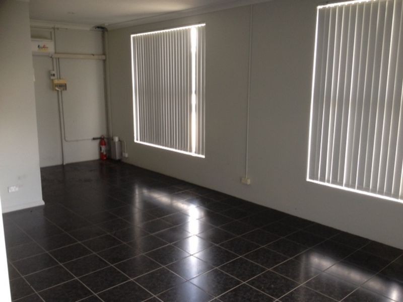 1/16 Enterprise Close, West Gosford NSW 2250