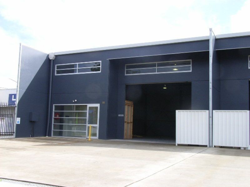 96 Showground Rd, North Gosford NSW 2250