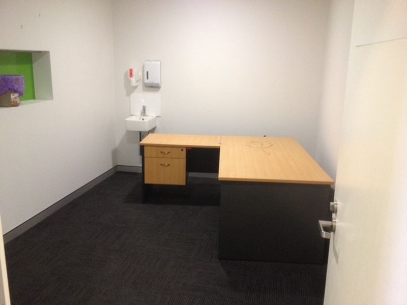 3/Unit 2/470 Pacific Highway, Wyoming NSW 2250