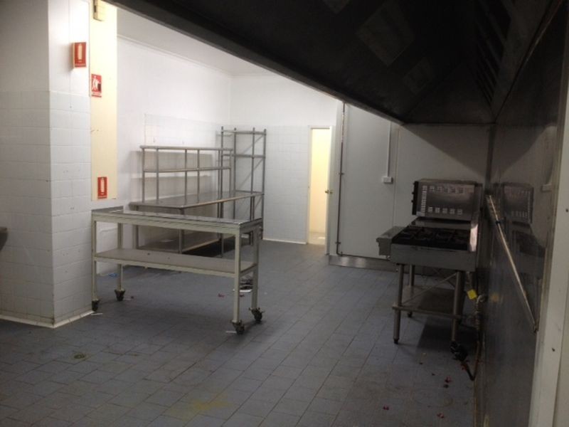 3 / Unit 1/470 Pacific Highway, Wyoming NSW 2250