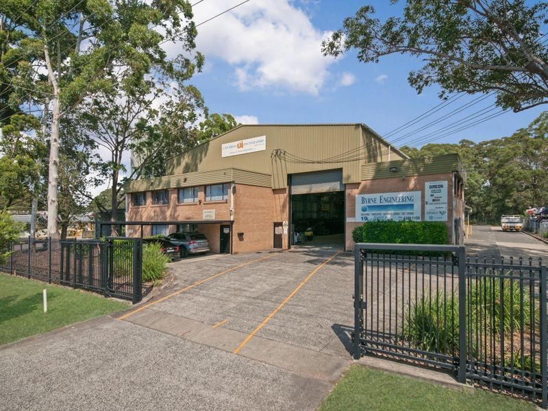 19 Hereford Street, Berkeley Vale NSW 2261