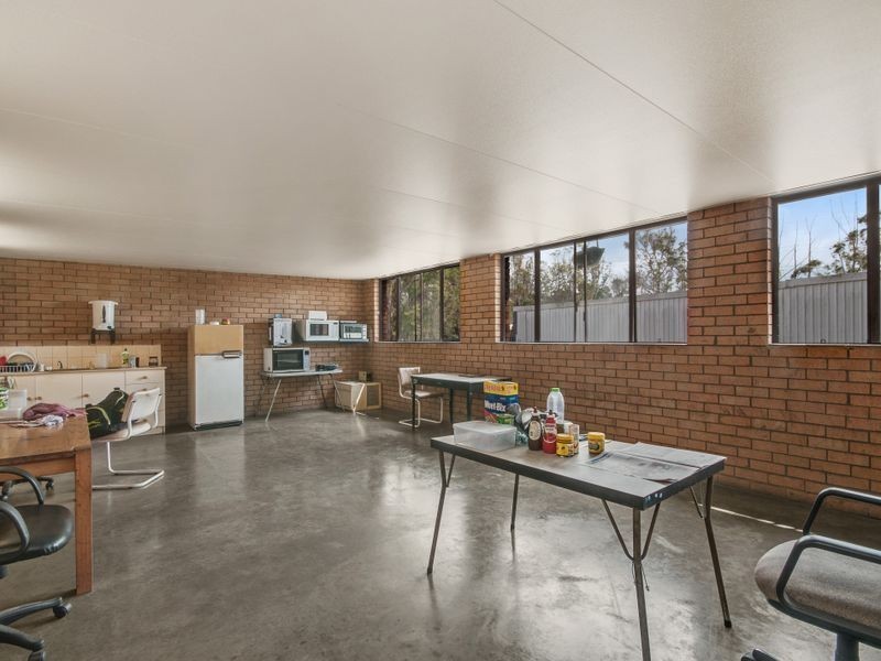 19 Hereford Street, Berkeley Vale NSW 2261