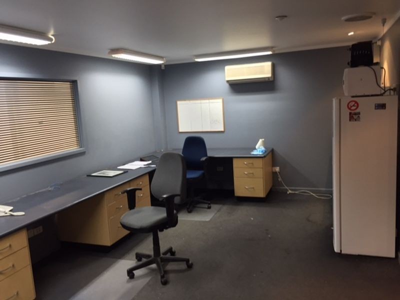 2/3 Pioneer Avenue, Tuggerah NSW 2259