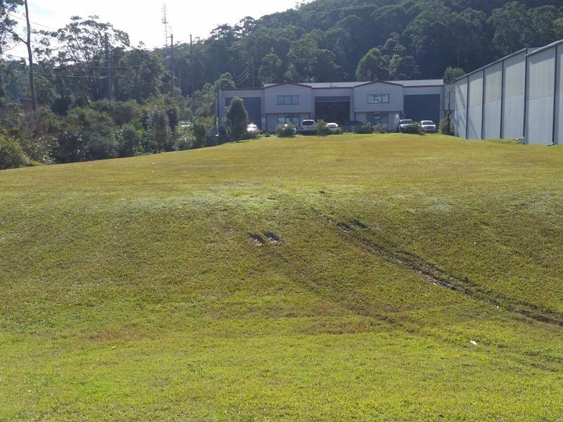 12 Dell Road, West Gosford NSW 2250