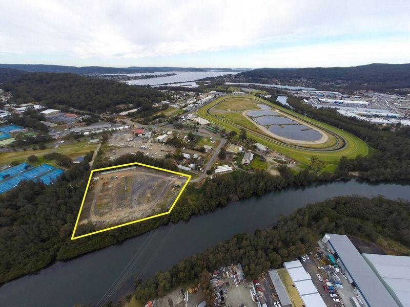 9 Blackett Street, West Gosford NSW 2250