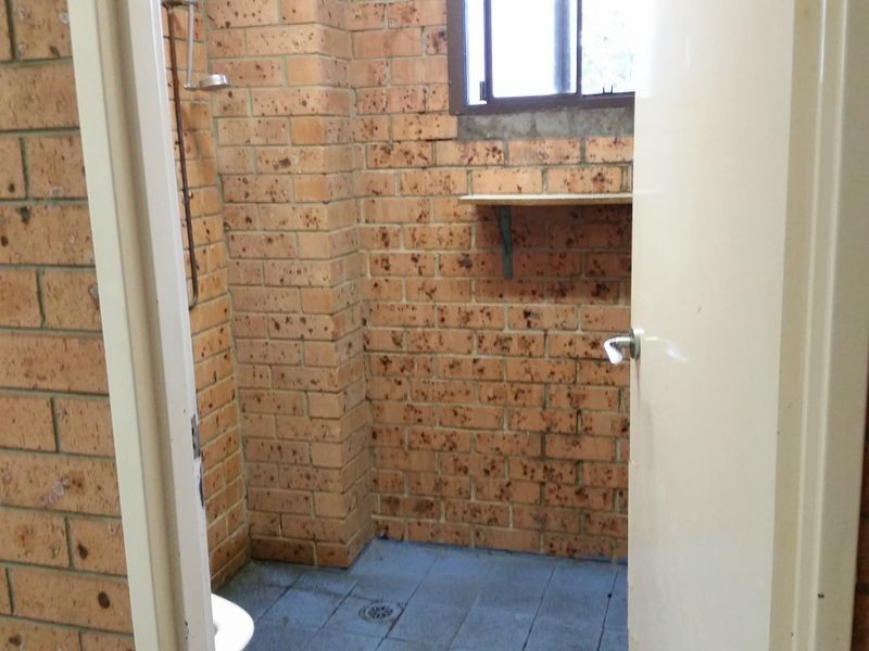 2/15 Tathra Street, West Gosford NSW 2250