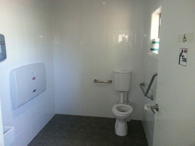 127 Pacific Highway, Charmhaven NSW 2263
