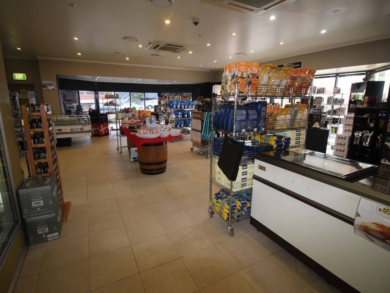 1/222 The Entrance Road, Erina NSW 2250