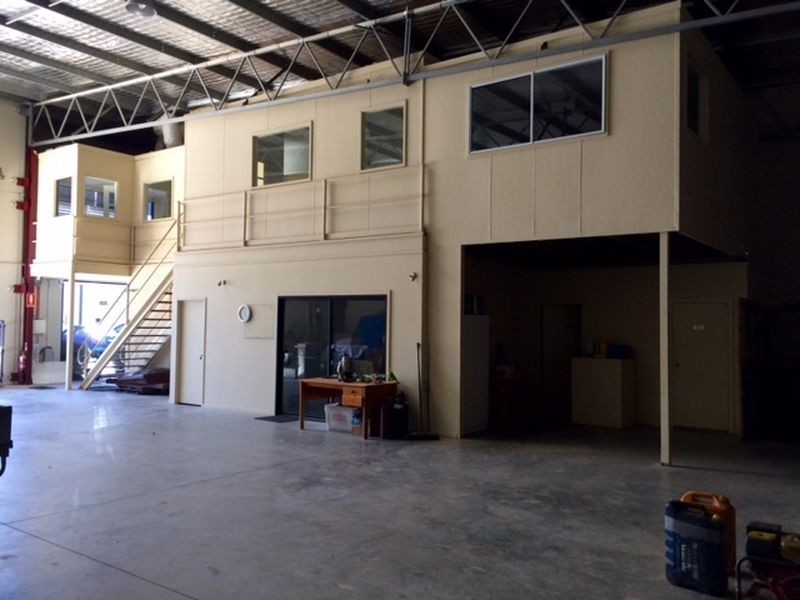 4/4 Bounty Close, Tuggerah NSW 2259