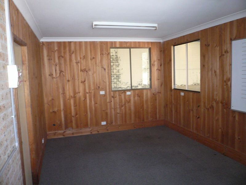 2/20 Ace Cres, Tuggerah NSW 2259