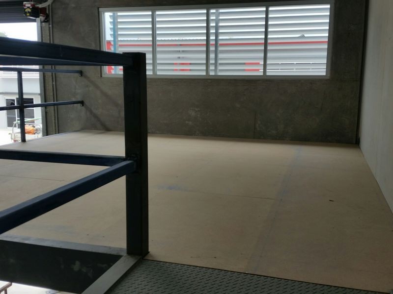 8 Gibbens Road, West Gosford NSW 2250