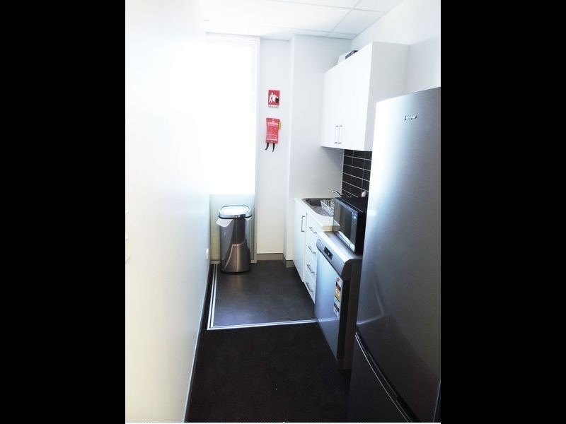 Suite 411a/1 Bryant Drive, Tuggerah NSW 2259