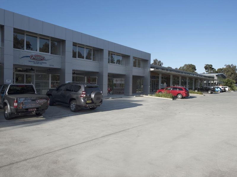 4 Dulmison Avenue, Wyong NSW 2259