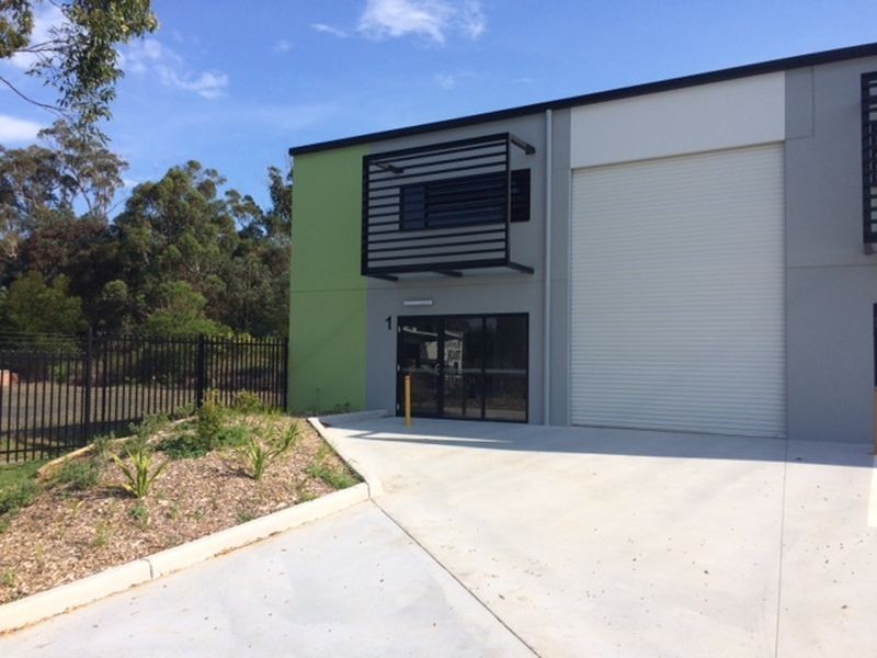 1/3 Fleet Close, Tuggerah NSW 2259