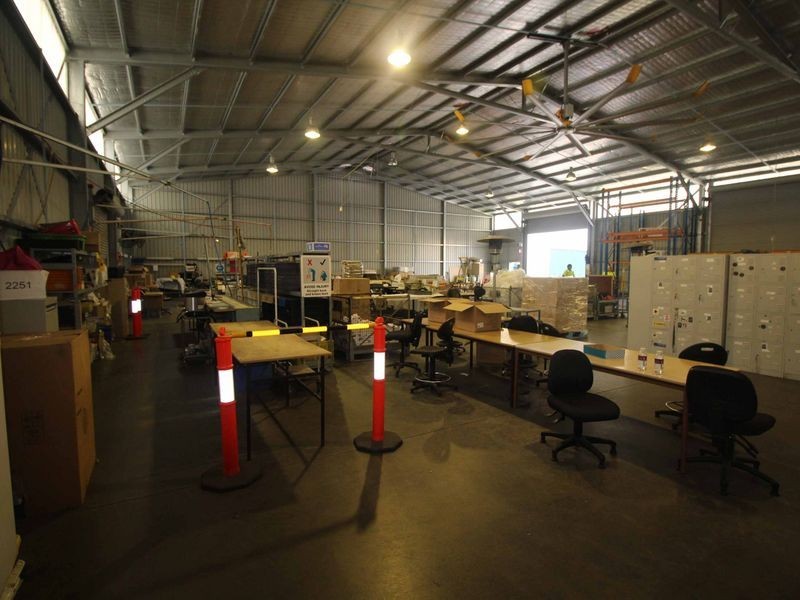 9 Bowen Crescent, West Gosford NSW 2250