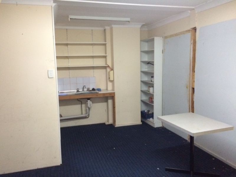 19a Anzac Road, Tuggerah NSW 2259