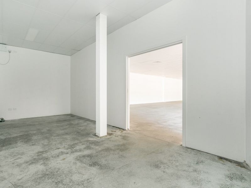 Shop 13/30 Karalta Road, Erina NSW 2250