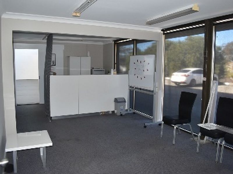 Unit 1 & 2/3 Comserv Close, West Gosford NSW 2250