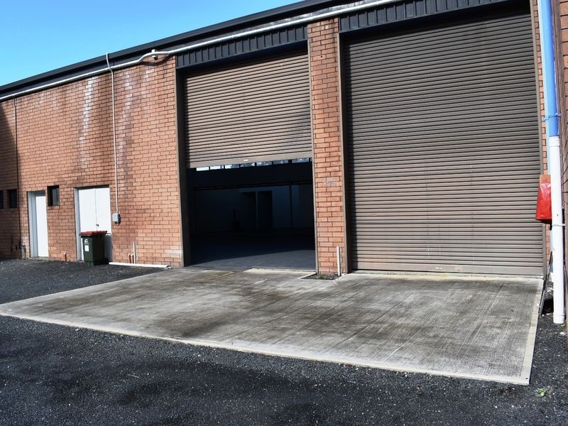 Unit 1 & 2/3 Comserv Close, West Gosford NSW 2250