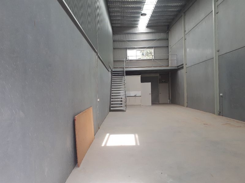 Unit 8/10 Sailfind Place, Somersby NSW 2250