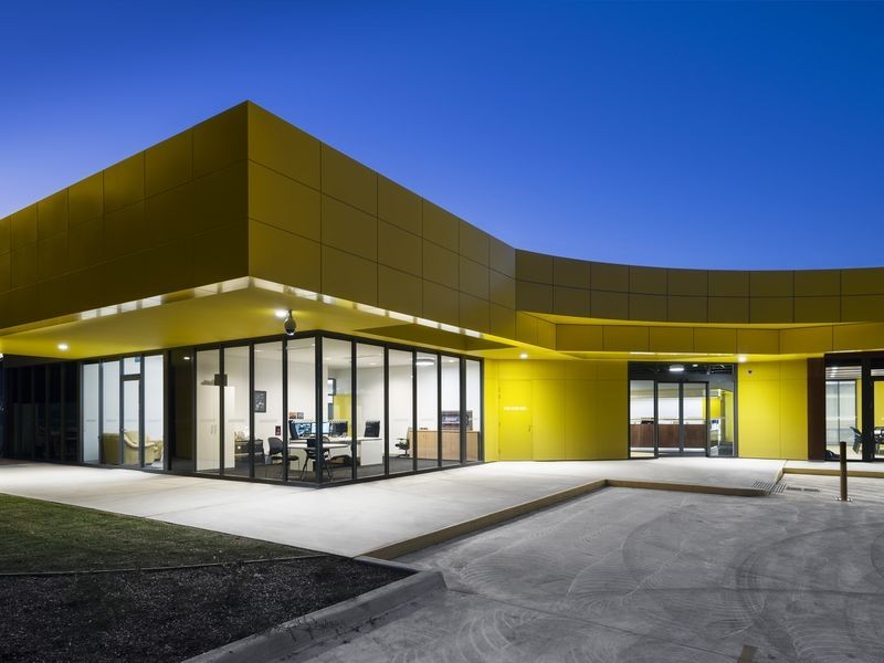 Hubs/3 Bounty Close, Tuggerah NSW 2259