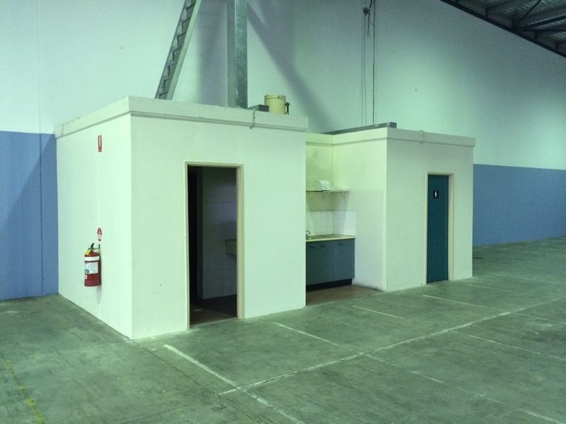 Warehouse B/2 Reliance Drive, Tuggerah NSW 2259