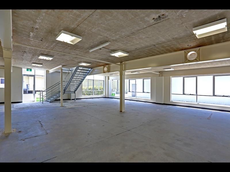 B8/4 Dulmison Avenue, Wyong NSW 2259