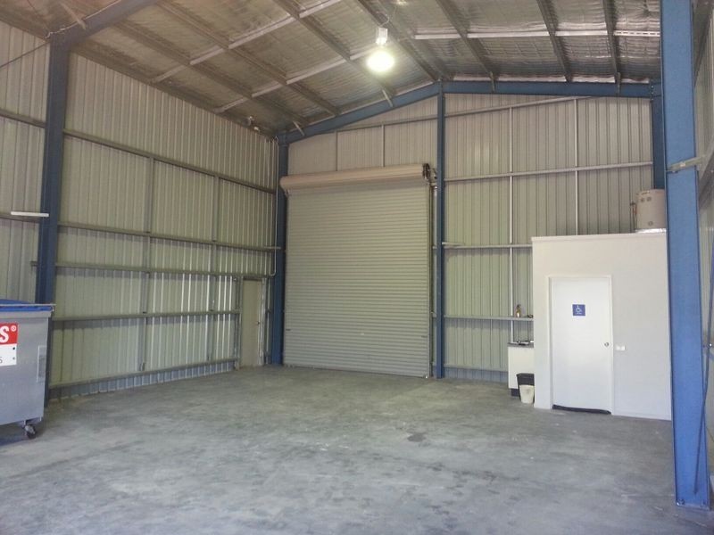 1/8 Amsterdam Circuit, Wyong NSW 2259