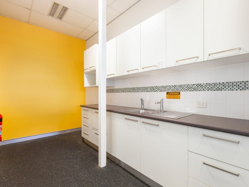 14 Pioneer Avenue, Tuggerah NSW 2259