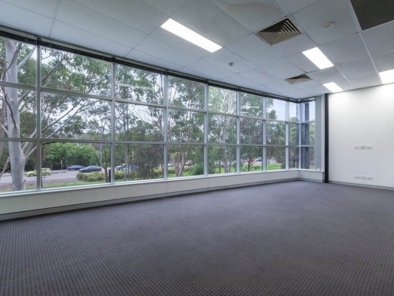 14 Pioneer Avenue, Tuggerah NSW 2259
