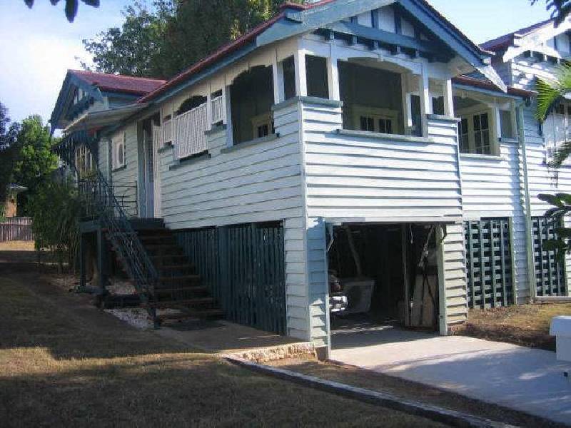 97 Chaucer Street, Moorooka QLD 4105