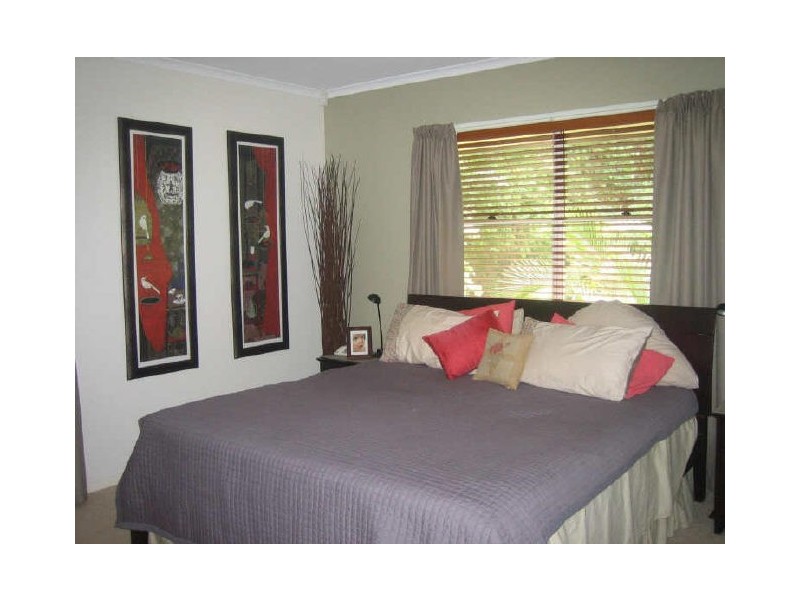 12 Aaron Place, Indooroopilly QLD 4068