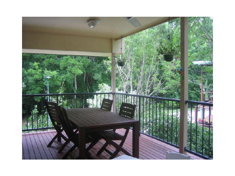 12 Aaron Place, Indooroopilly QLD 4068