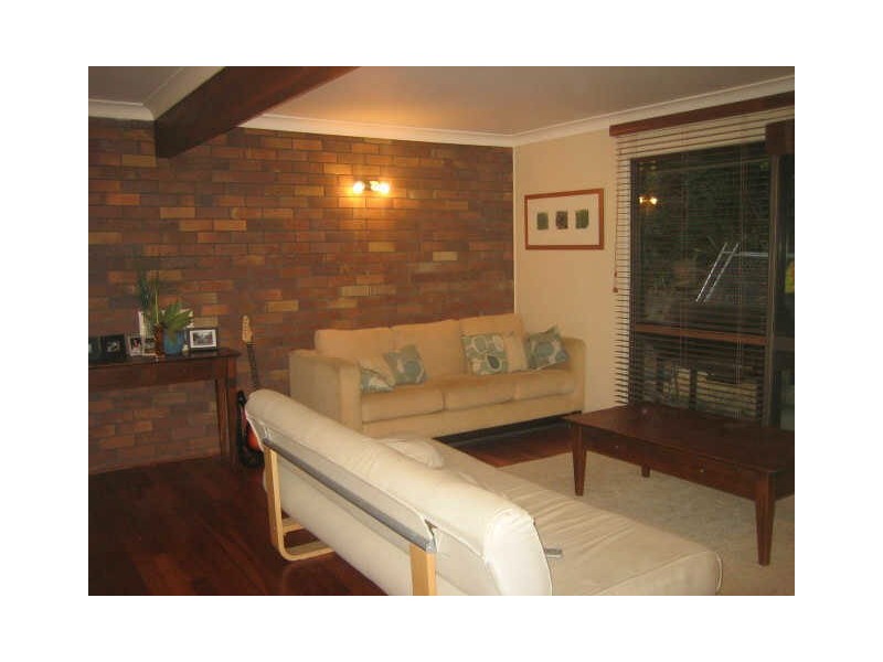 105 Taringa Parade, Indooroopilly QLD 4068