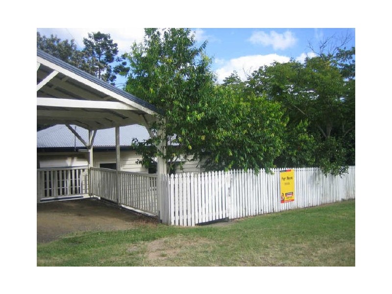 160 Taringa Parade, Indooroopilly QLD 4068