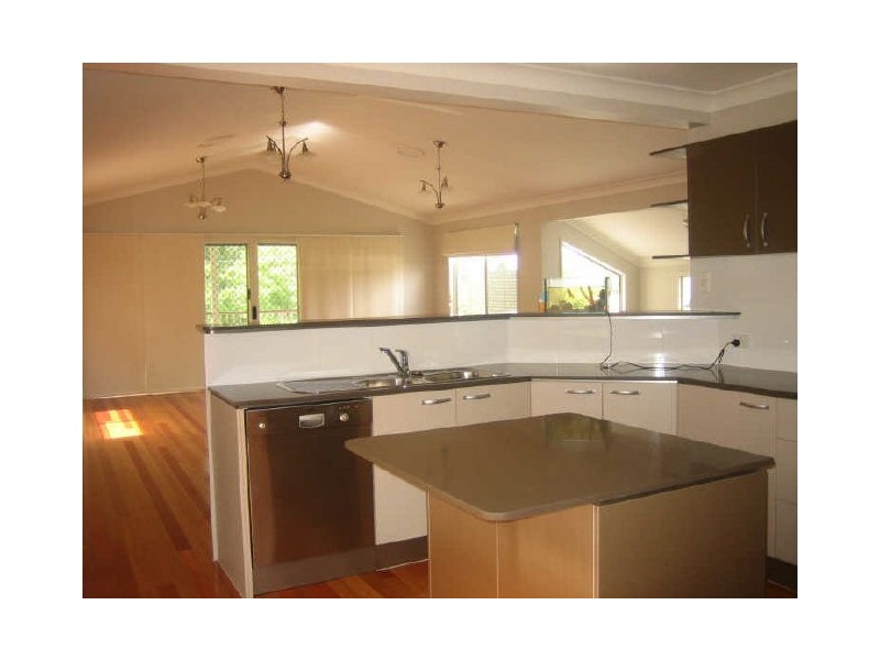 11 Kate Street, Indooroopilly QLD 4068