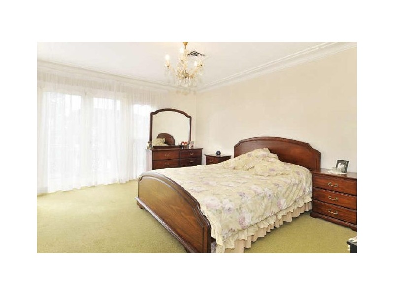 48 Moncrieff Drive, East Ryde NSW 2113