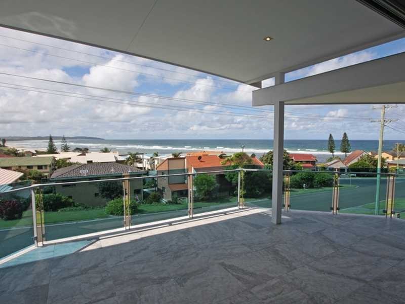2/3 Pinnacle Row, Lennox Head NSW 2478