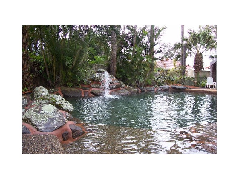 2 Barrett  Drive, Lennox Head NSW 2478