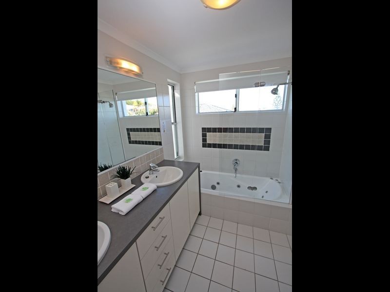 2/41 Dress Circle Drive, Lennox Head NSW 2478