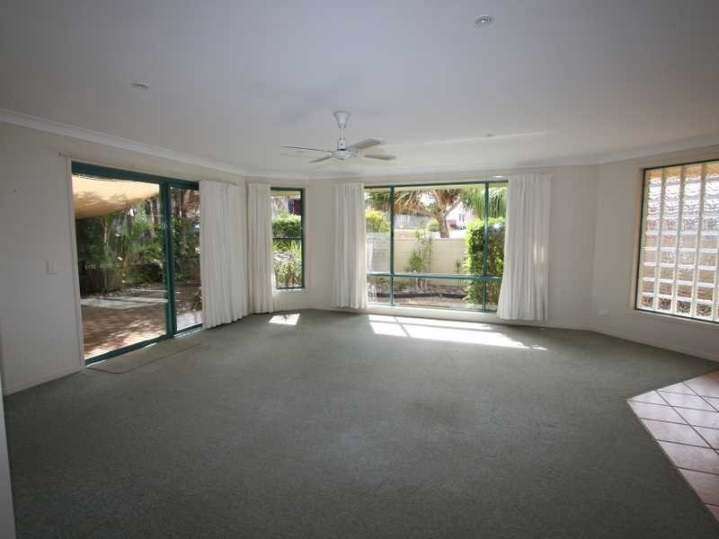 2/23 Killarney Crescent, Skennars Head NSW 2478