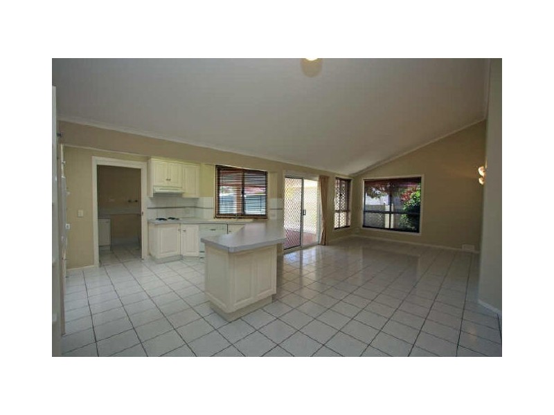 2/20 Patricia Parade, Lennox Head NSW 2478