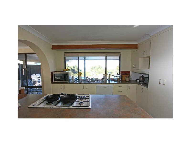 6 Castle Drive, Lennox Head NSW 2478