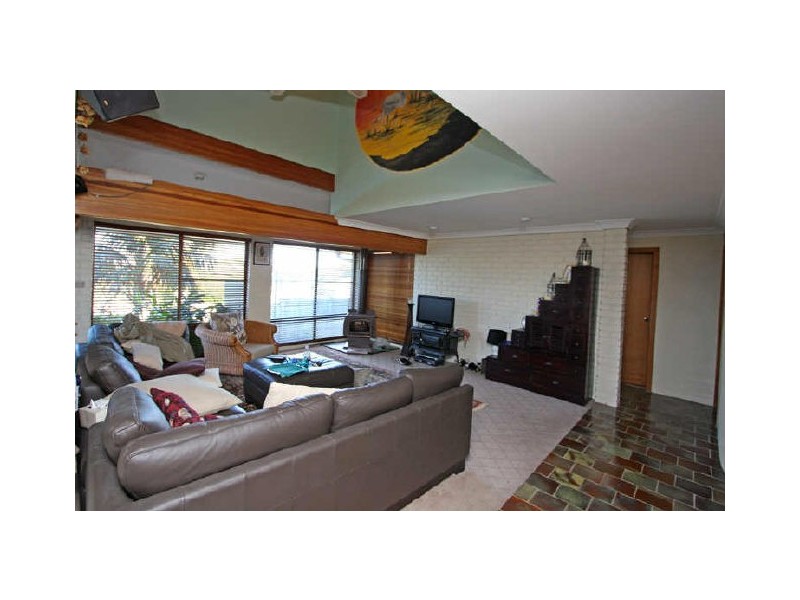 6 Castle Drive, Lennox Head NSW 2478