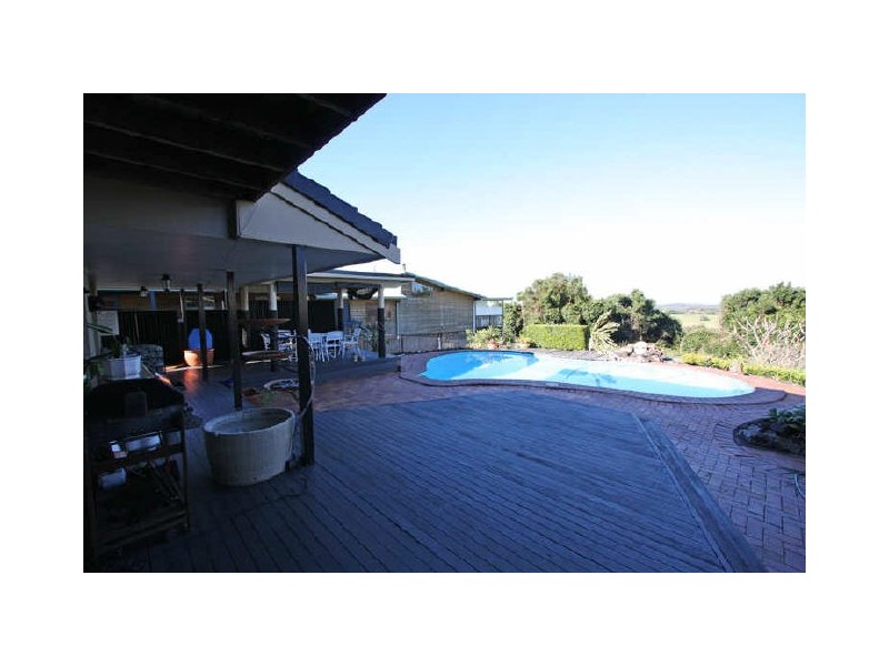 6 Castle Drive, Lennox Head NSW 2478